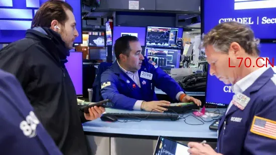 早盘：美股继续下滑 道指下跌逾200点